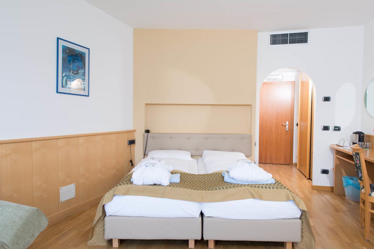 Hotel Venezia 4*